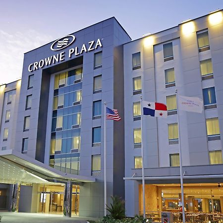 Отель Crowne Plaza Airport By Ihg Токумен Экстерьер фото